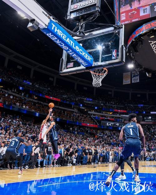 希罗绝杀热火逆转魔术 亚历山大45分雷霆9连胜 希罗绝杀热火逆转魔术 亚历山大45分雷霆9连胜